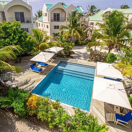 Tres Cocos Resort San Pedro  Exteriör bild