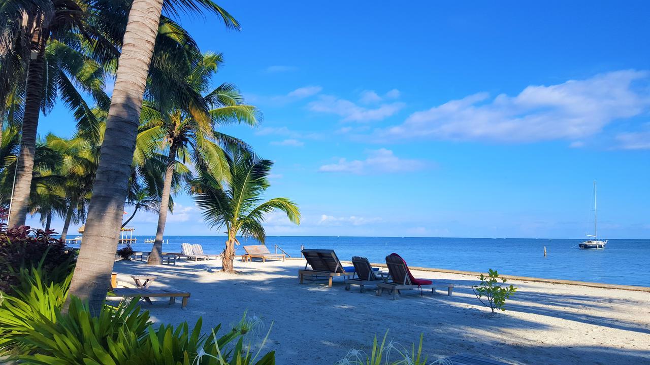 Tres Cocos Resort San Pedro  Exteriör bild