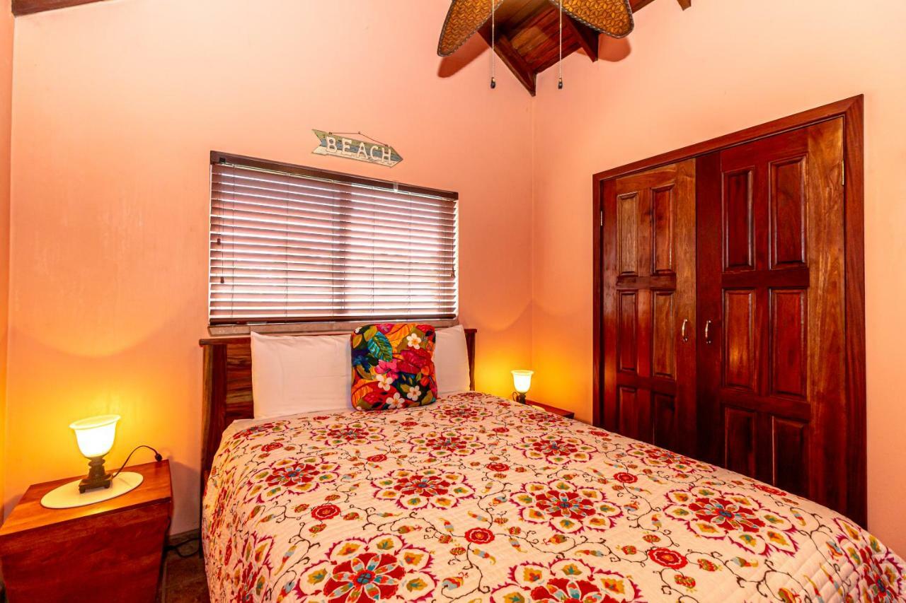 Tres Cocos Resort San Pedro  Exteriör bild